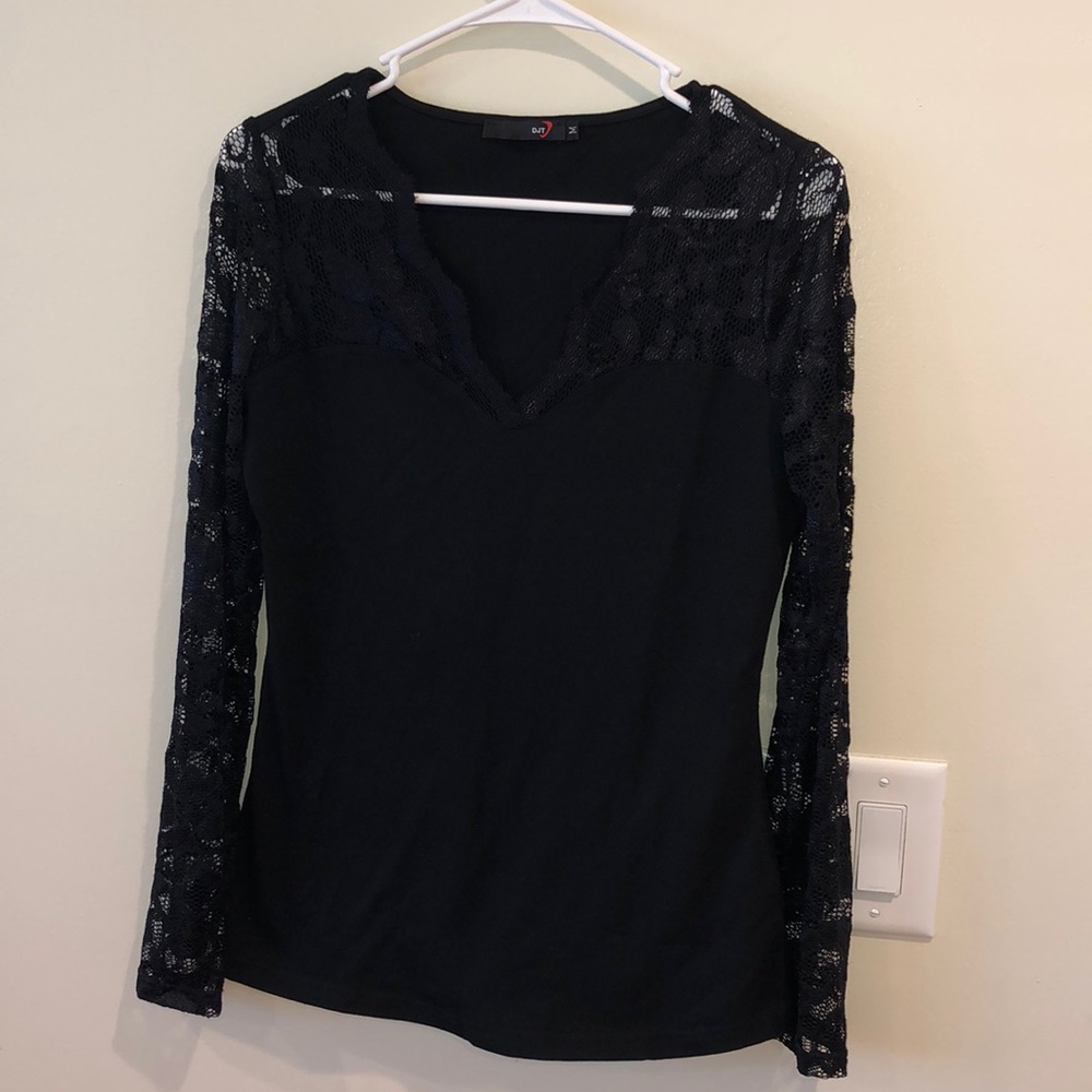 NWOT DJT Fashion Top